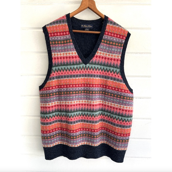 BROOKS BROTHERS 100% Wool Fair Isle V-Neck Sweater Vest - XL